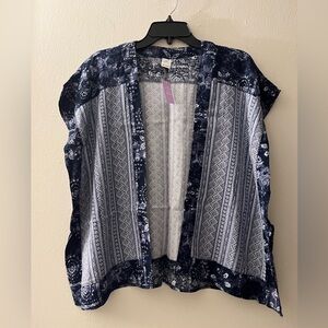 NWT Boho Tribal Pattern Blue Kimono